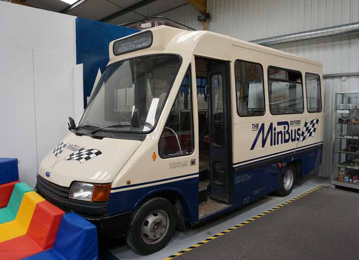 Thames Transit Ford Transit Mellor 122